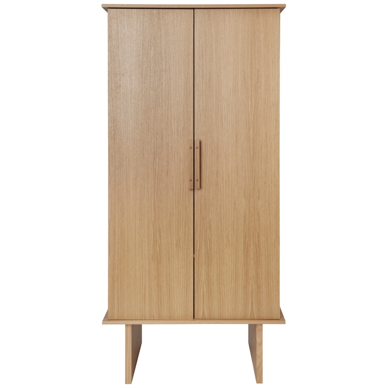 Stilt Garderobe, Eik