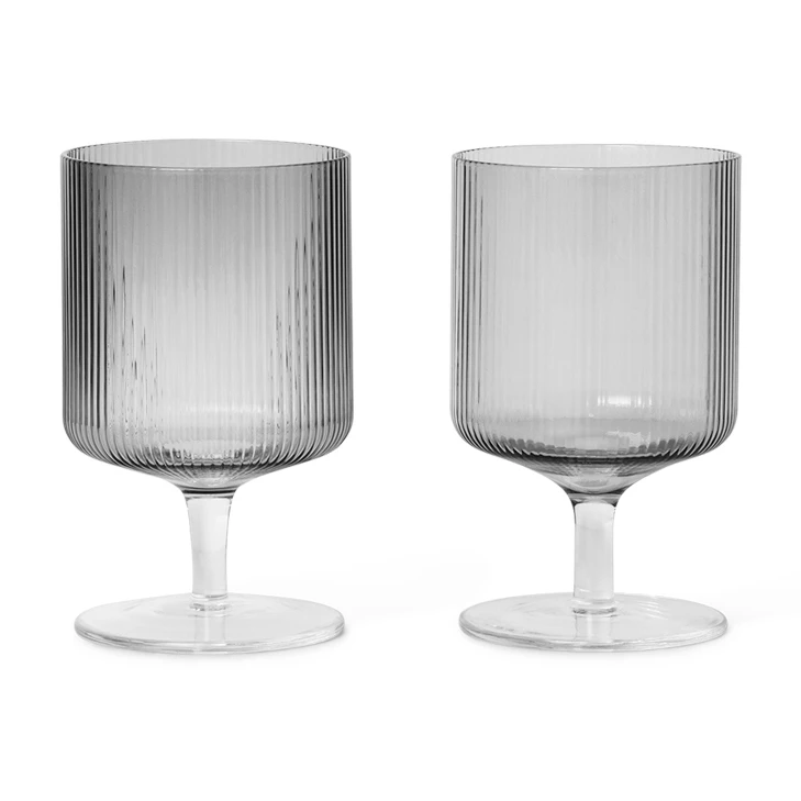 Ferm Living Ripple Wine  2 Pcs. Vin 2-pk Smoked Grey -  Vinglass Glass R&oslash;ykgr&aring; - 100489112