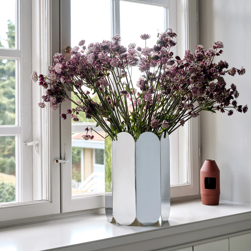 Arcs Vase, Mirror fra HAY | RoyalDesign.no