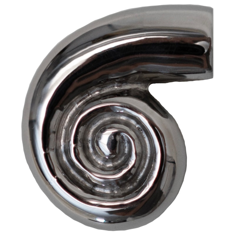 Noelle Knott, Titanium