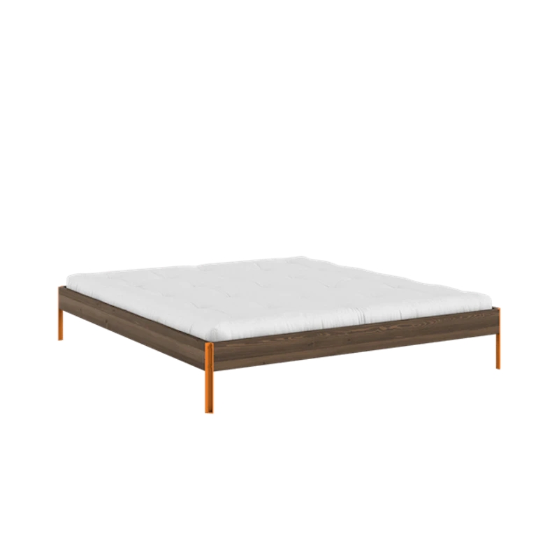 Core Sengeramme 180x200 Carob Brun/Oransje