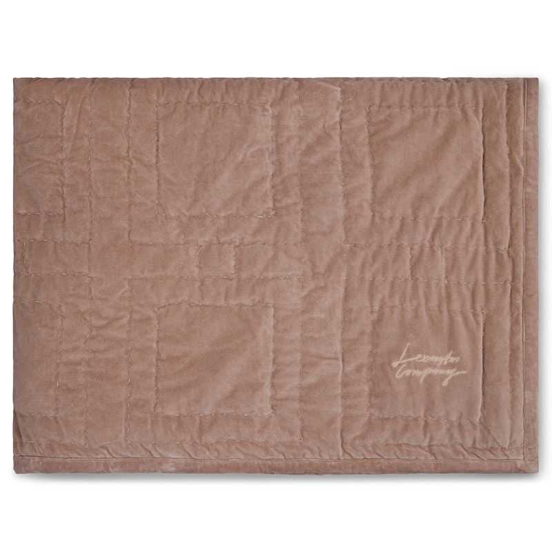 Graphic Quilted Sengeteppe 240x260 cm