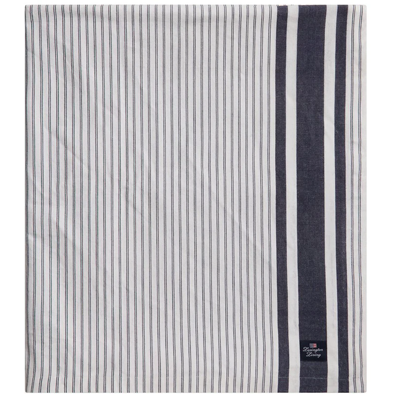 Icons Striped Organic Cotton Oxford Duk 150x250 cm, Hvit / Dress Blue
