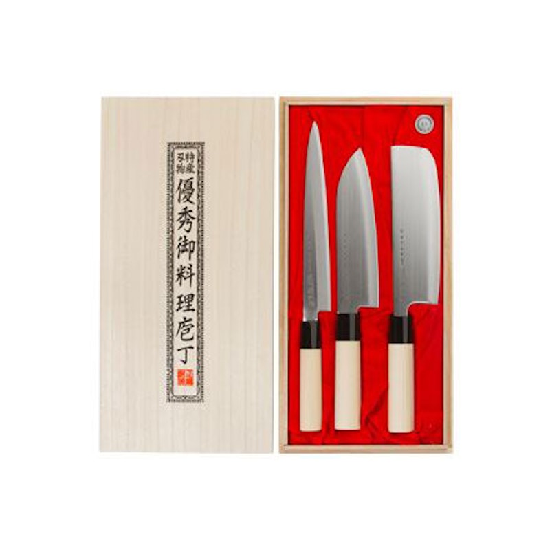 Houcho Knivsett, 3 Deler
