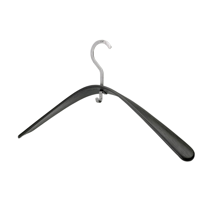 Pilot Hengere, Svart