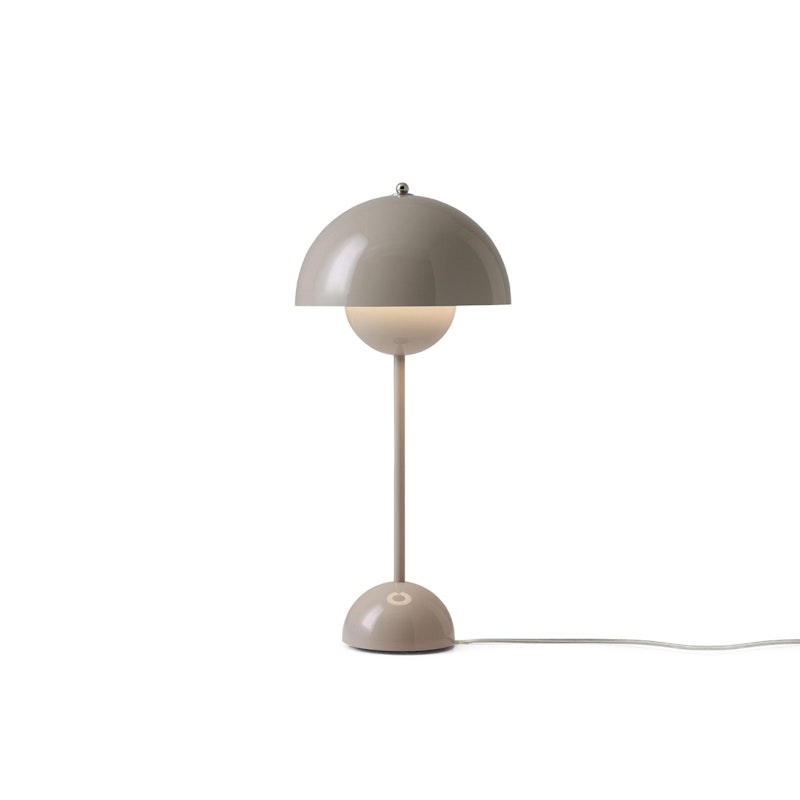 Flowerpot VP3 Bordlampe Laget av PVC, Laget av malt metall, Grey Beige