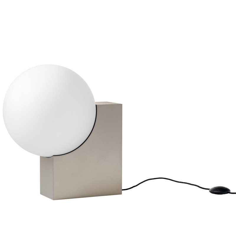 Journey SHY4 Gulvlampe, Børstet Stål / Opalglass